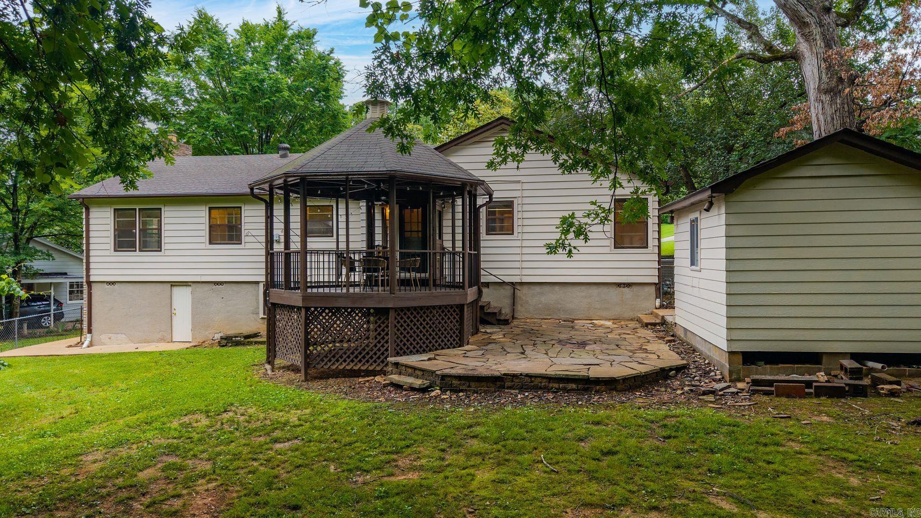 2104 Brownwood Rd