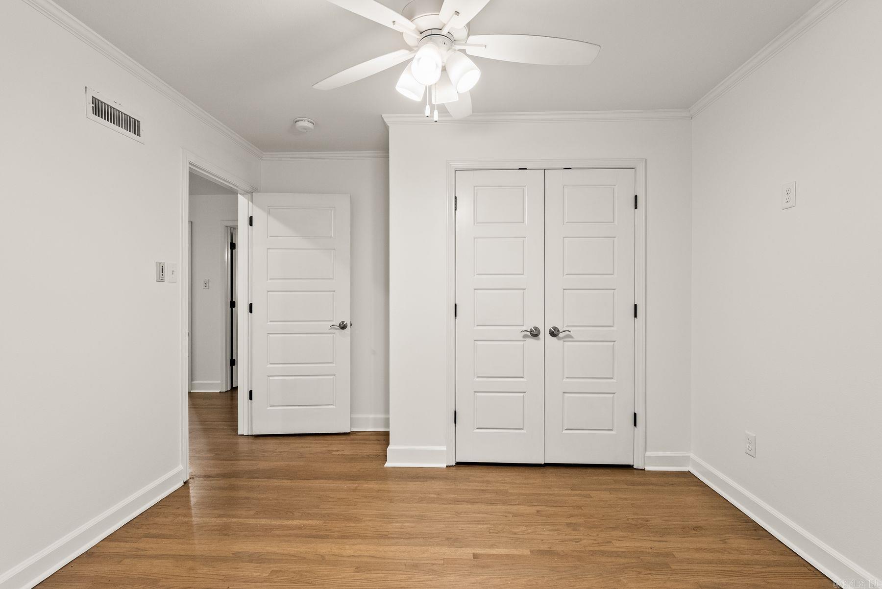 2104 Brownwood Rd