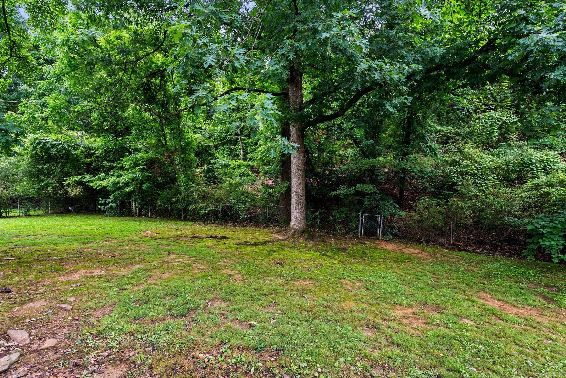 2104 Brownwood Rd
