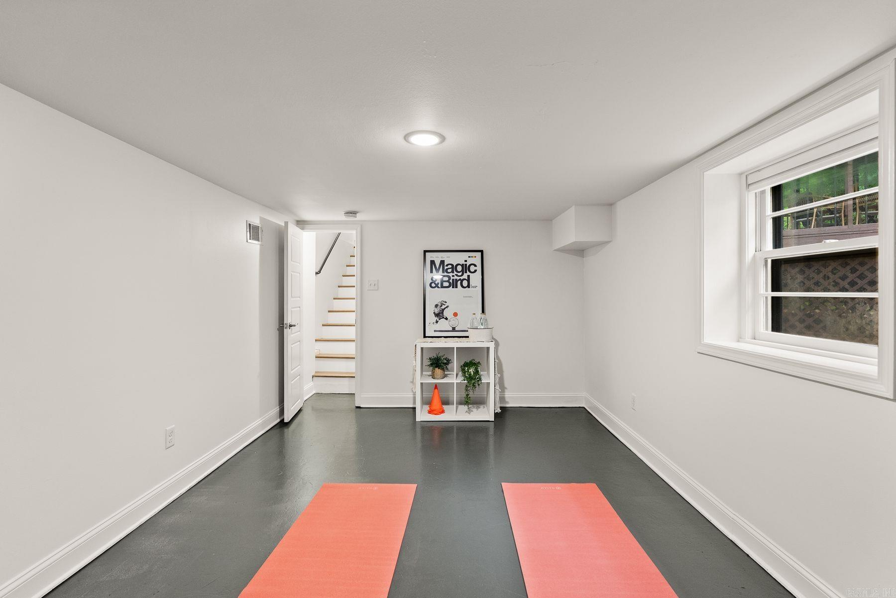 2104 Brownwood Rd
