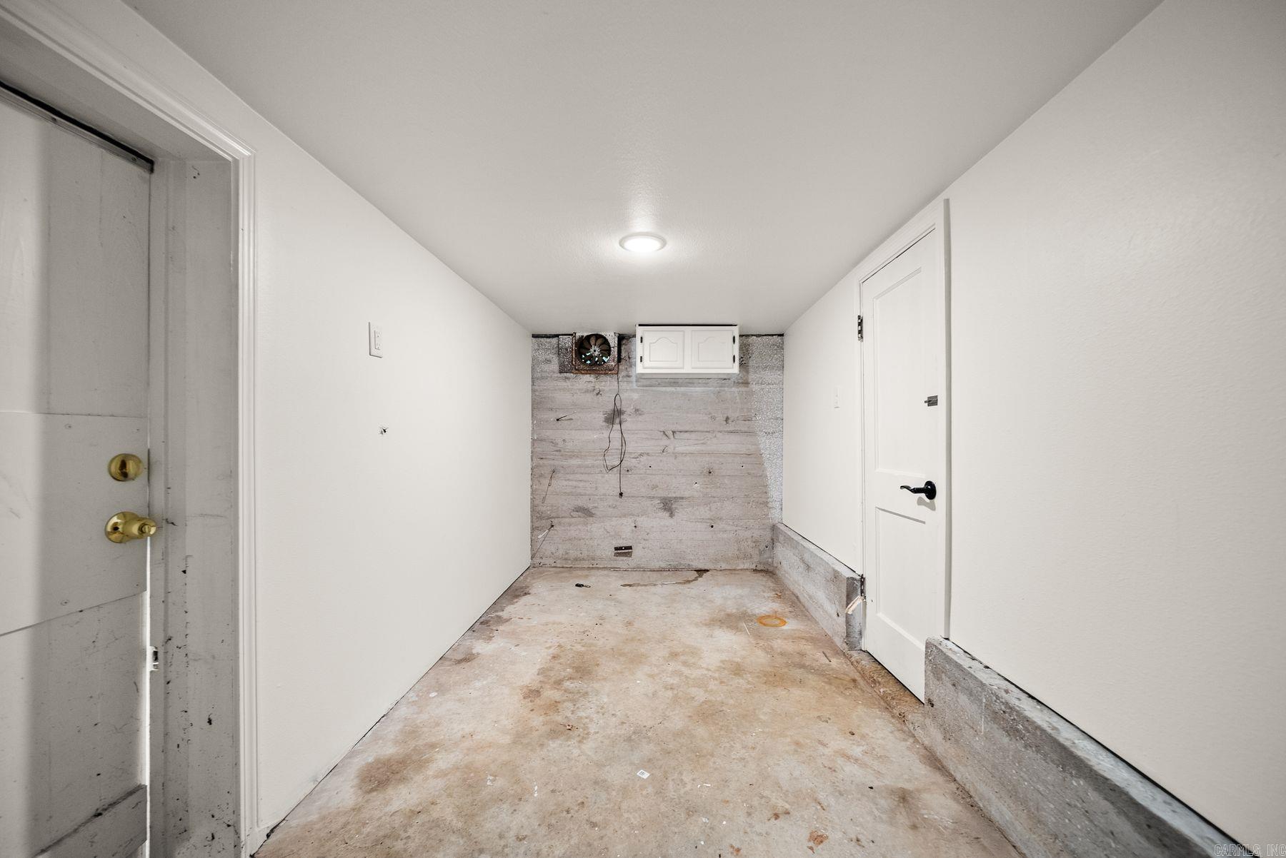 2104 Brownwood Rd