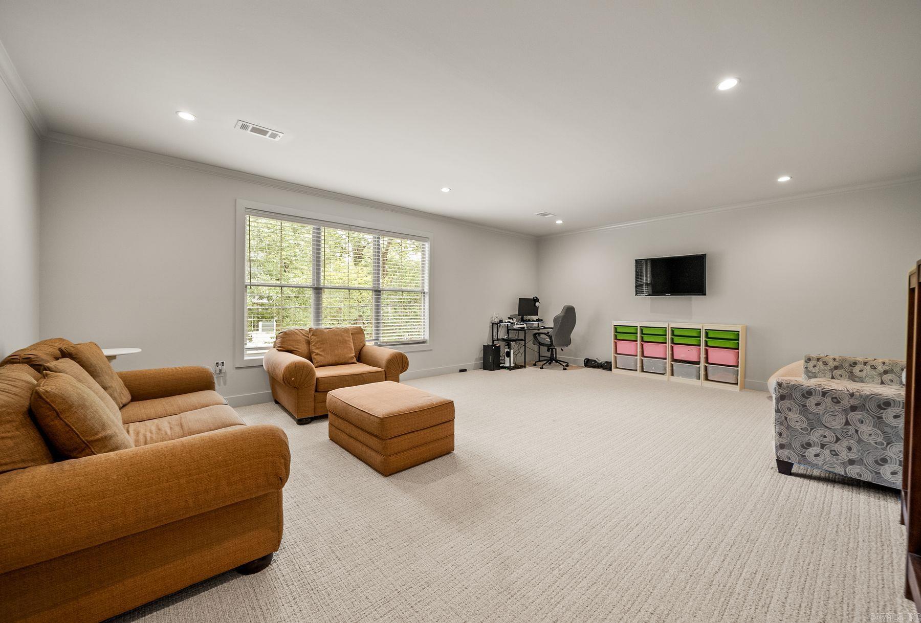 6208 Brentwood Road