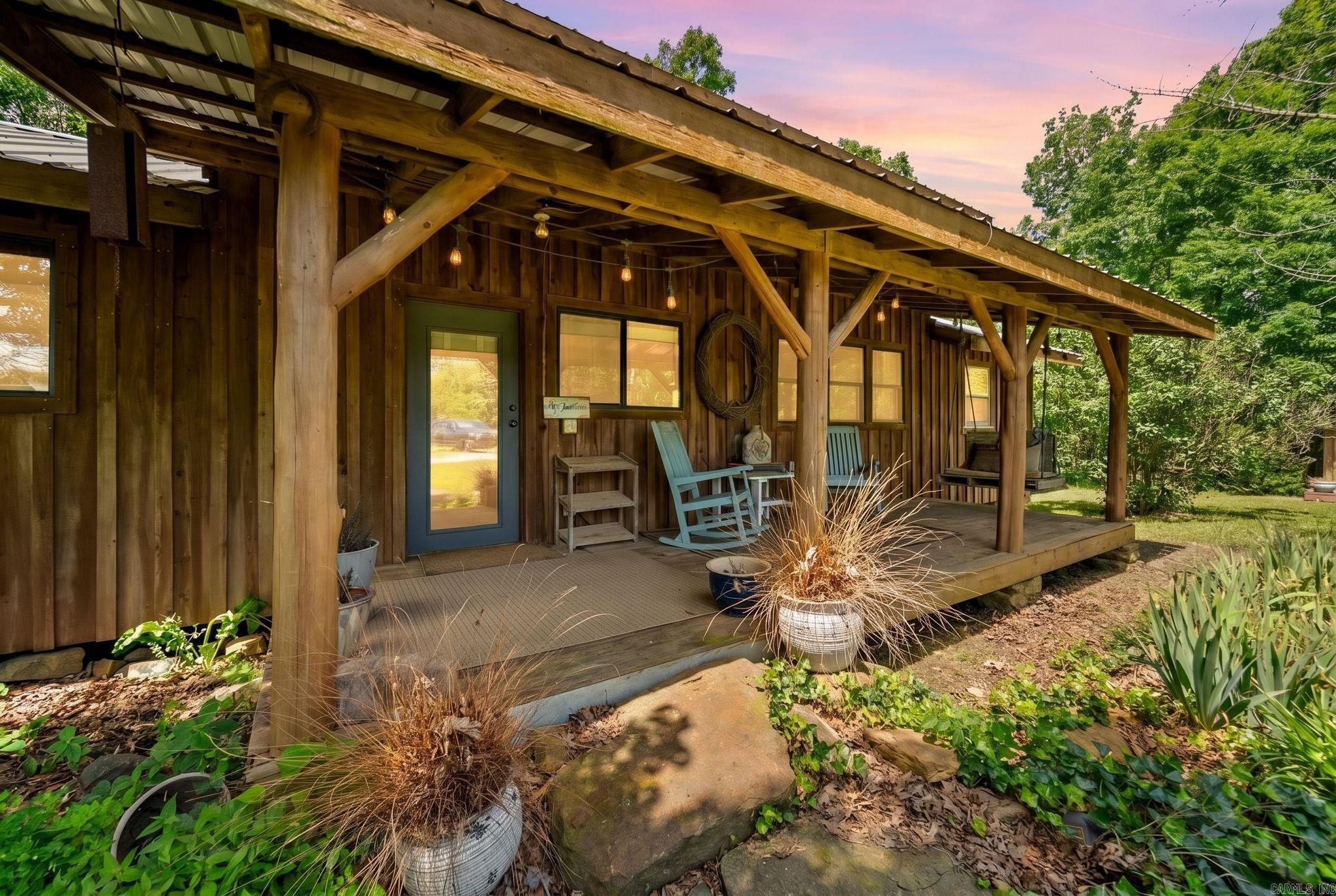 The Jasper Retreat