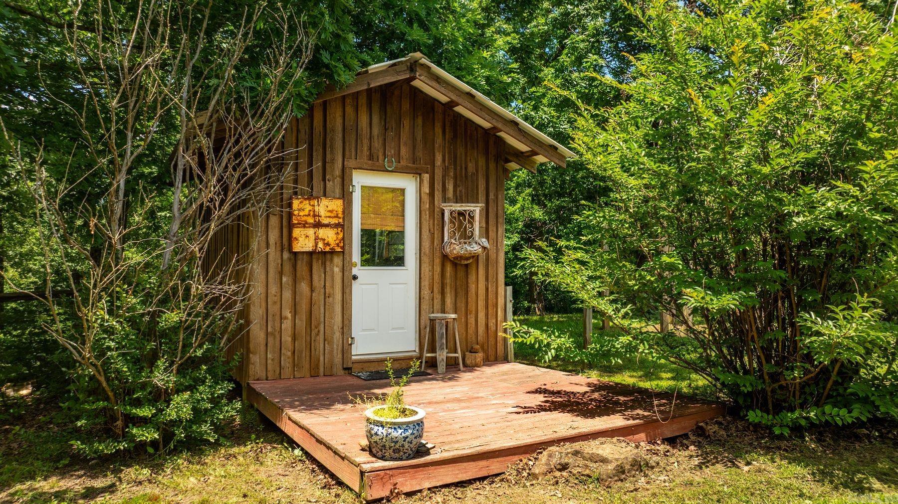 The Jasper Retreat