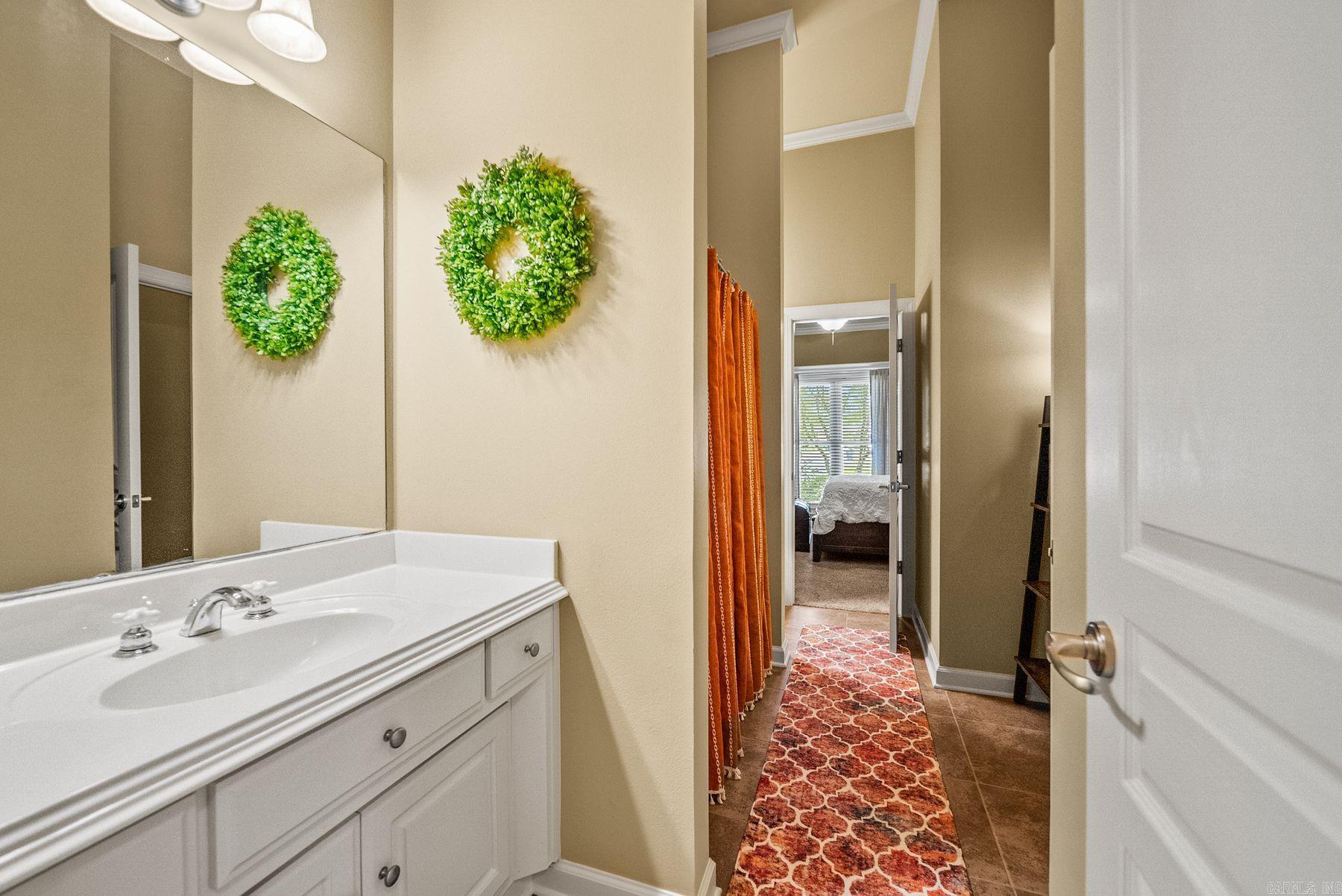 127 Grenoble Circle
