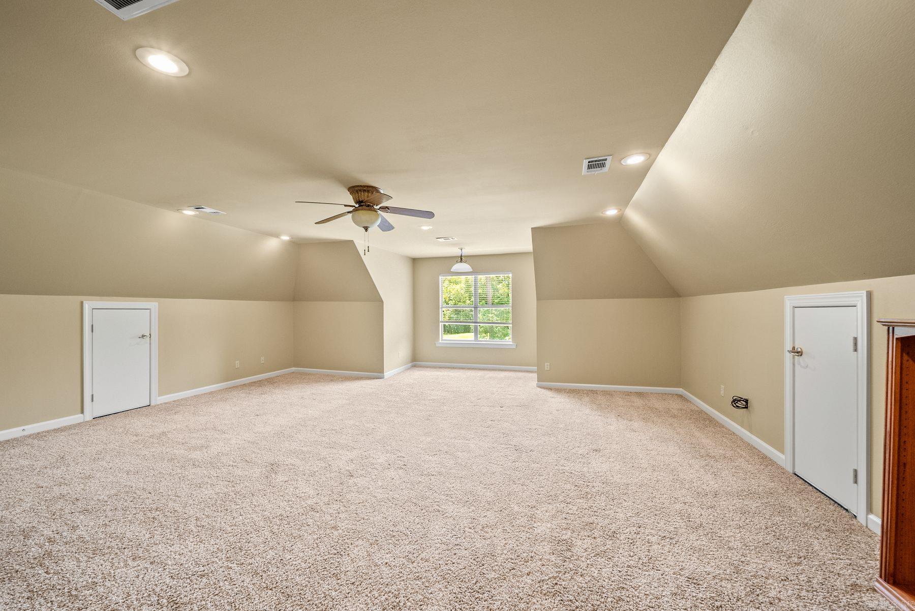 127 Grenoble Circle
