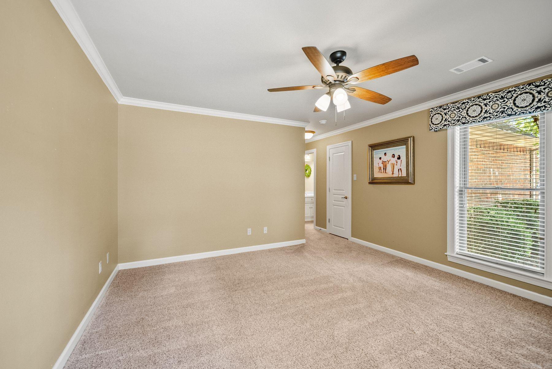 127 Grenoble Circle
