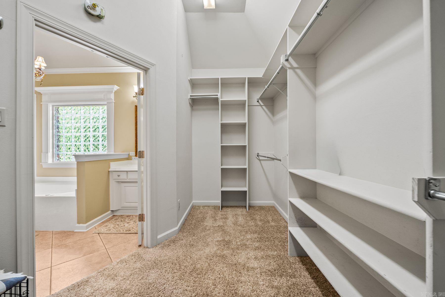 127 Grenoble Circle