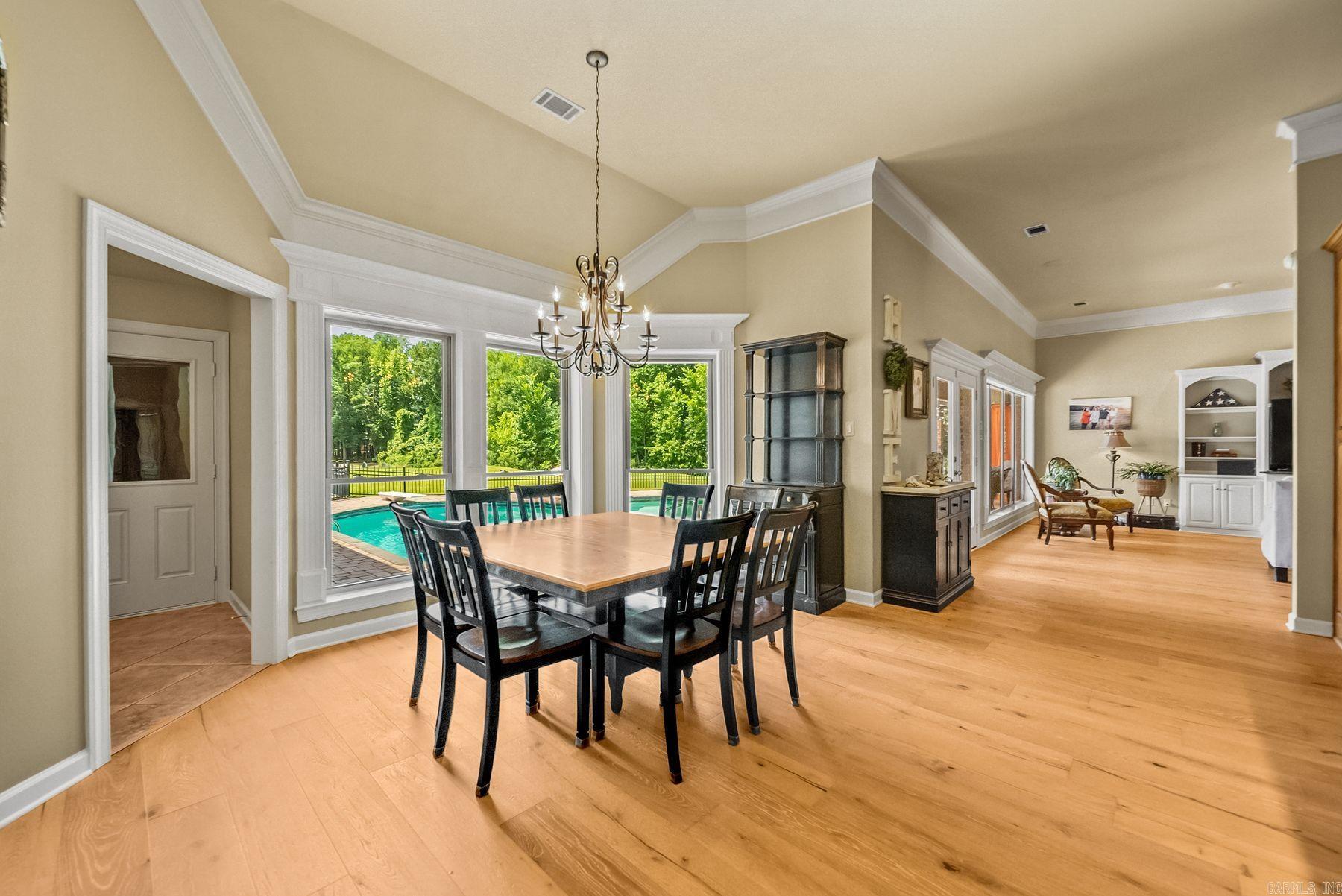 127 Grenoble Circle