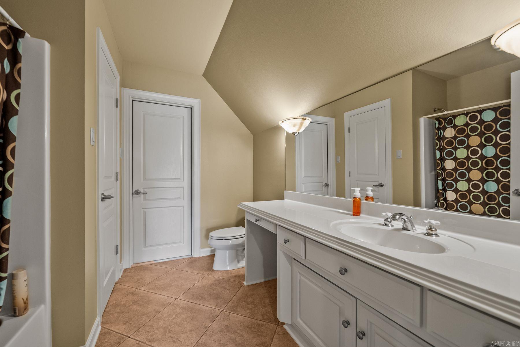 127 Grenoble Circle