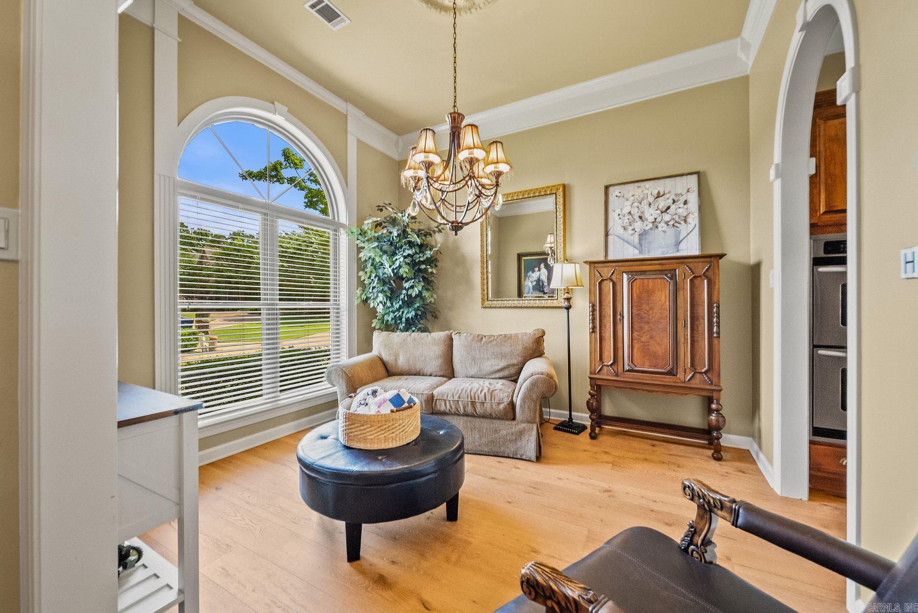 127 Grenoble Circle