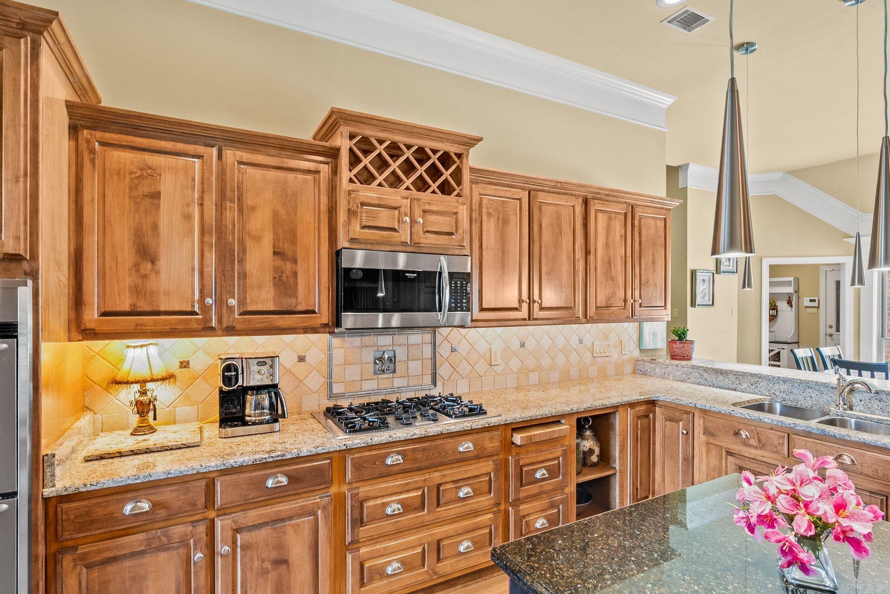 127 Grenoble Circle