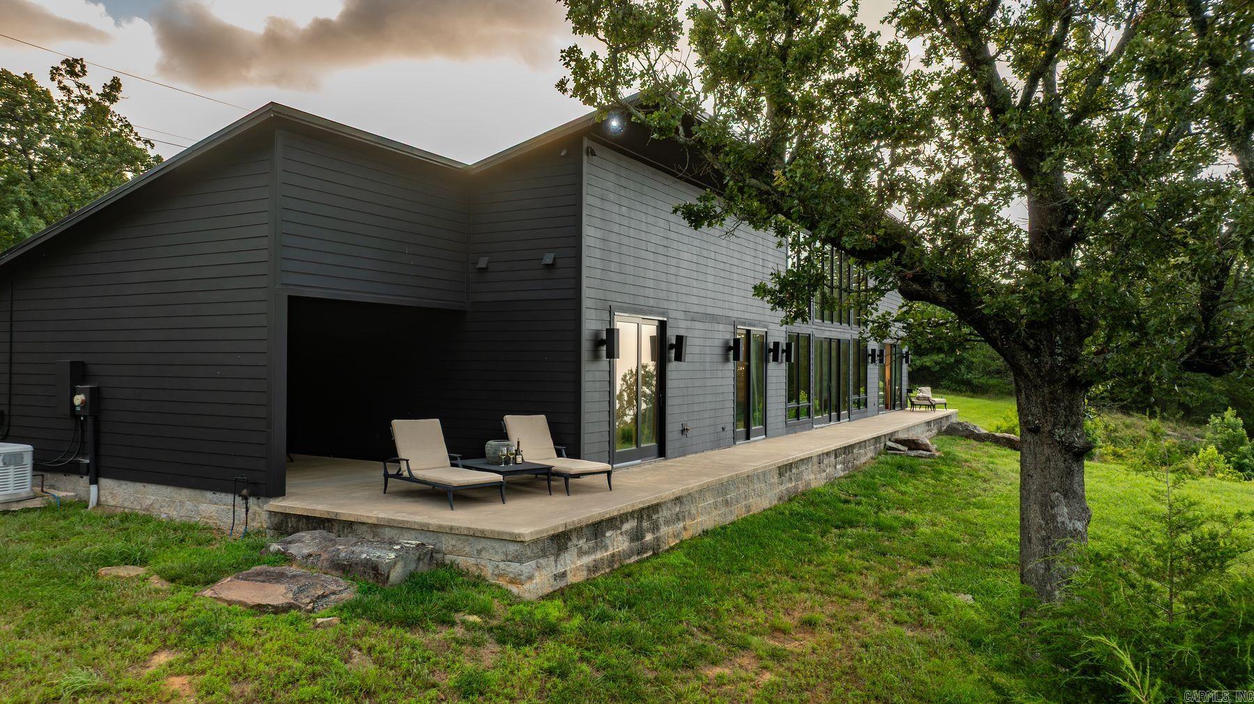 11334 Pool Hollow Road