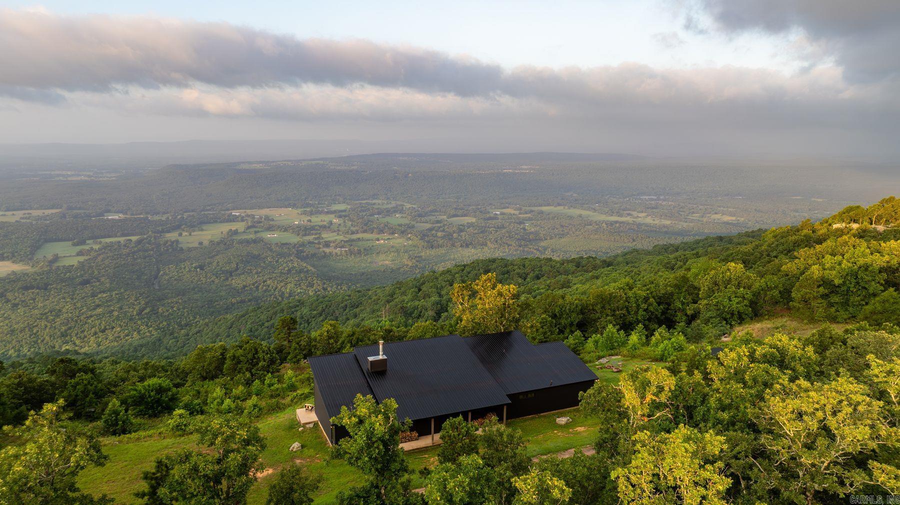 11334 Pool Hollow Road