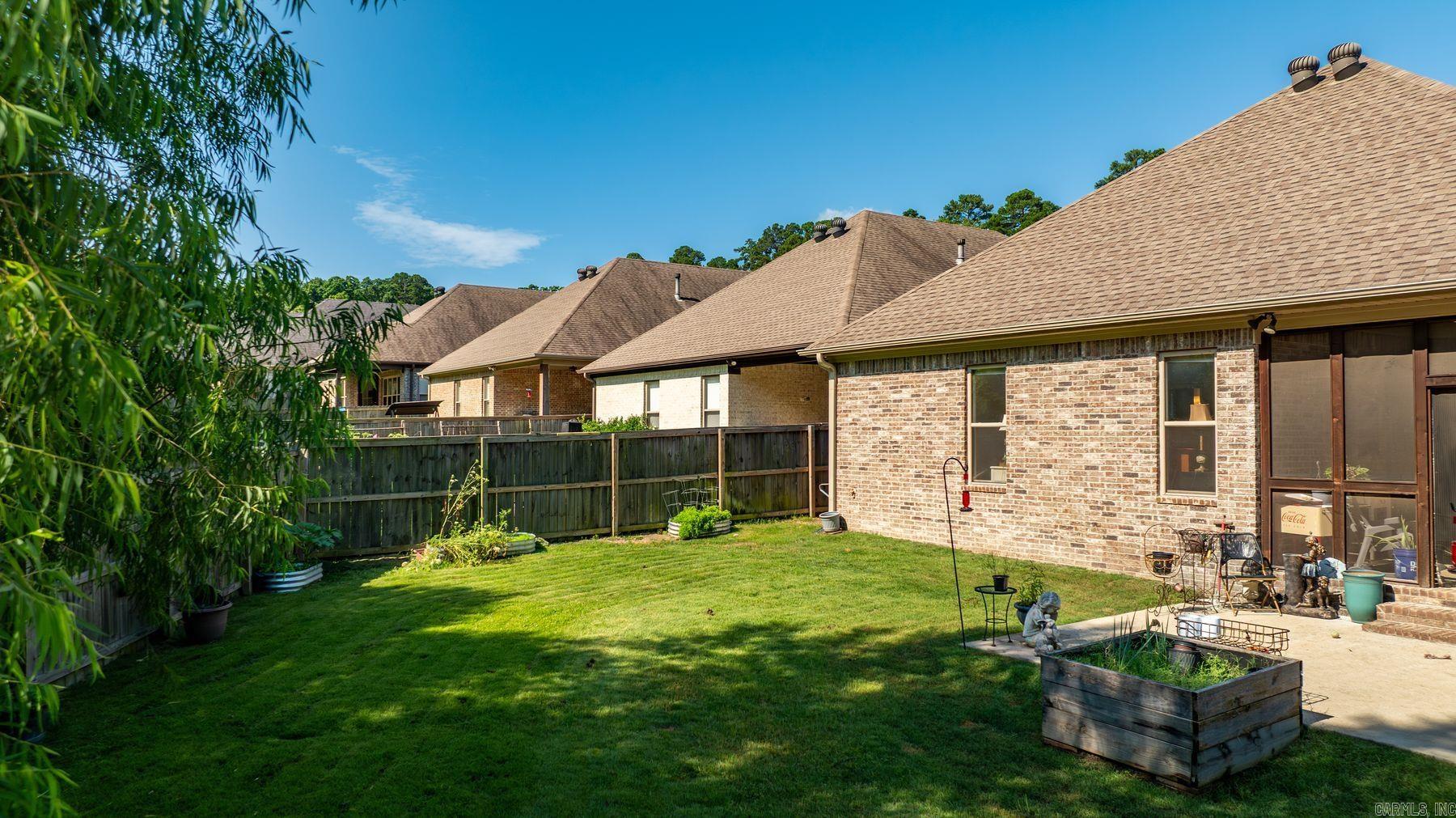 25 Piper Lane