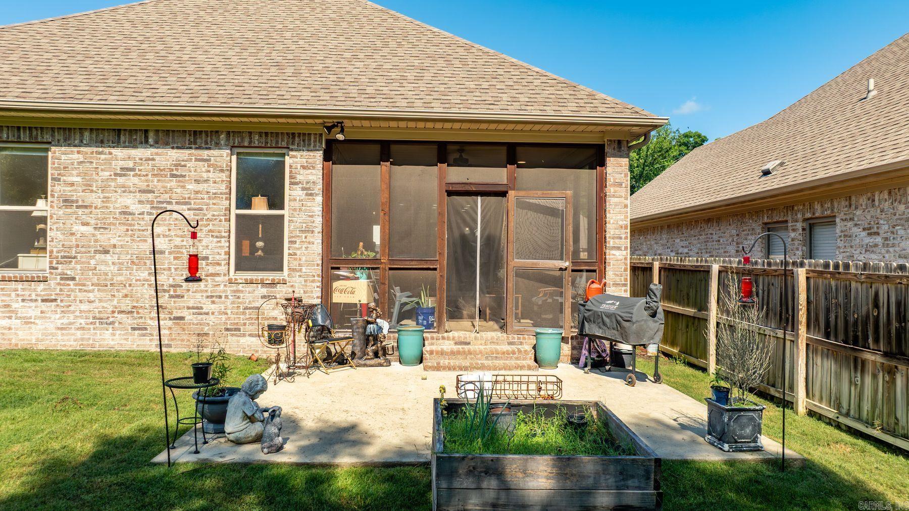 25 Piper Lane