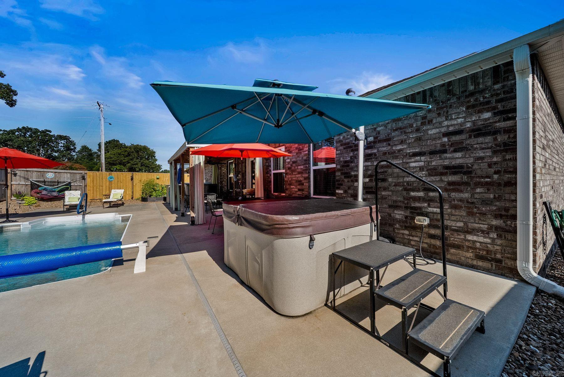 1015 OKeefe Avenue