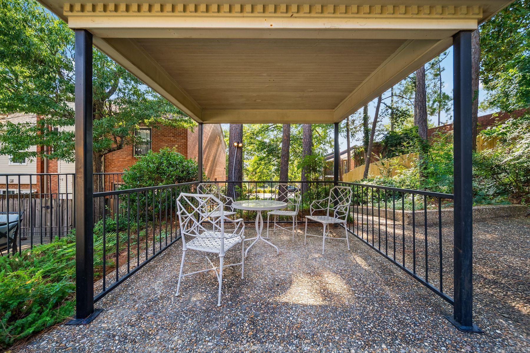 2805 Foxcroft Road Unit: 204