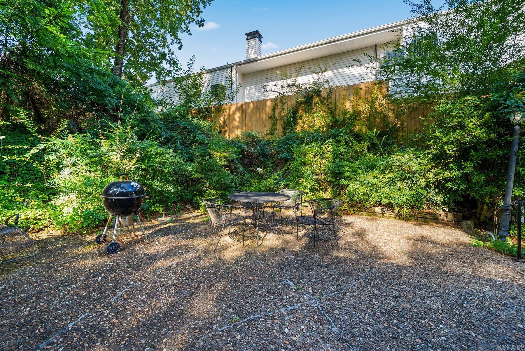 2805 Foxcroft Road Unit: 204