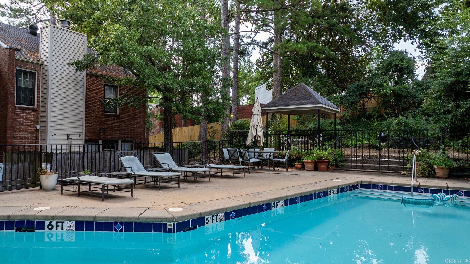 2805 Foxcroft Road Unit: 204