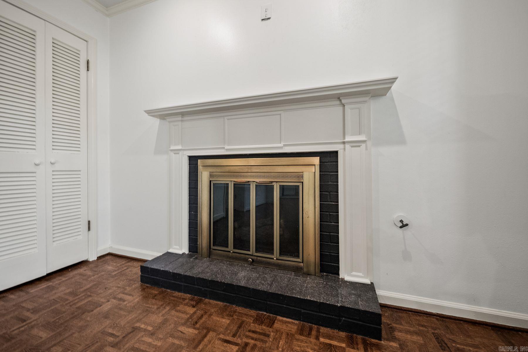 2805 Foxcroft Road Unit: 204