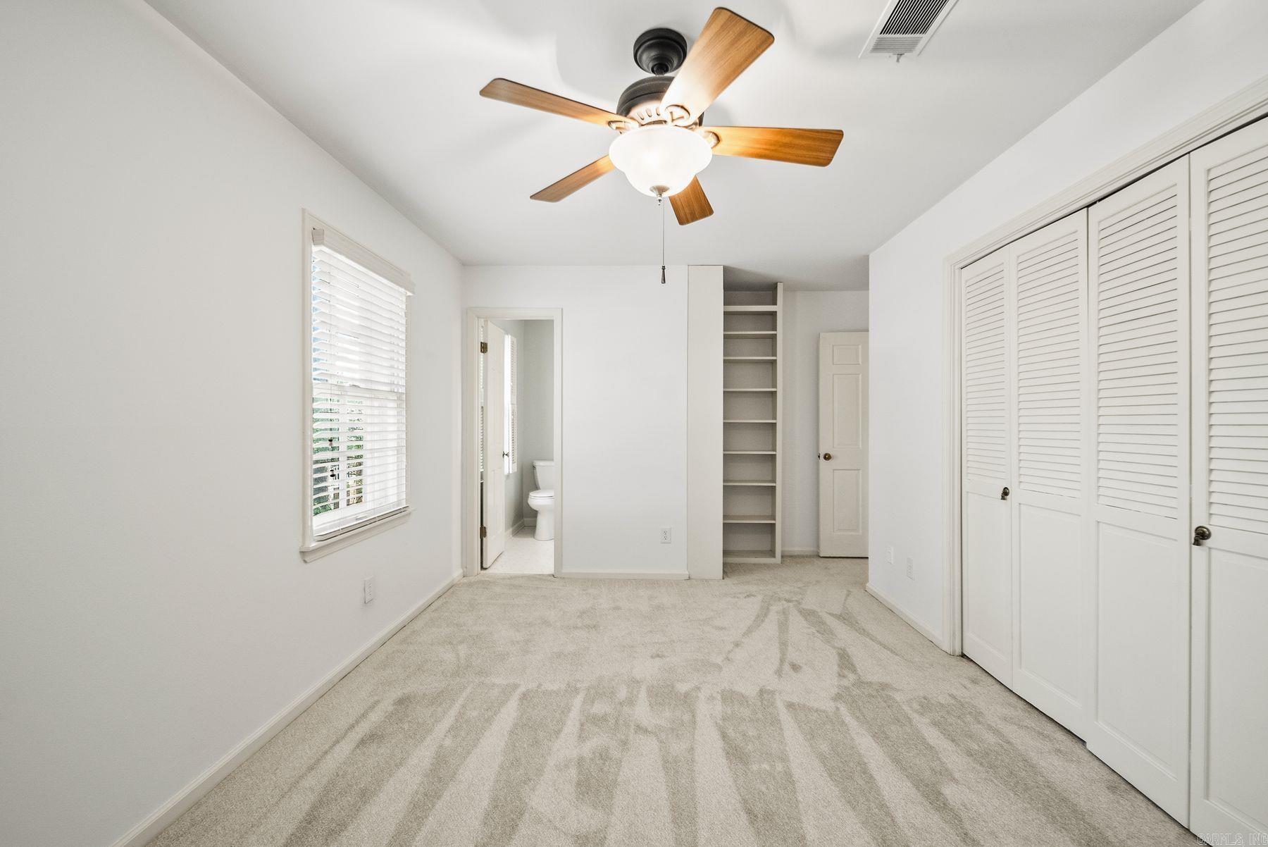 2805 Foxcroft Road Unit: 204