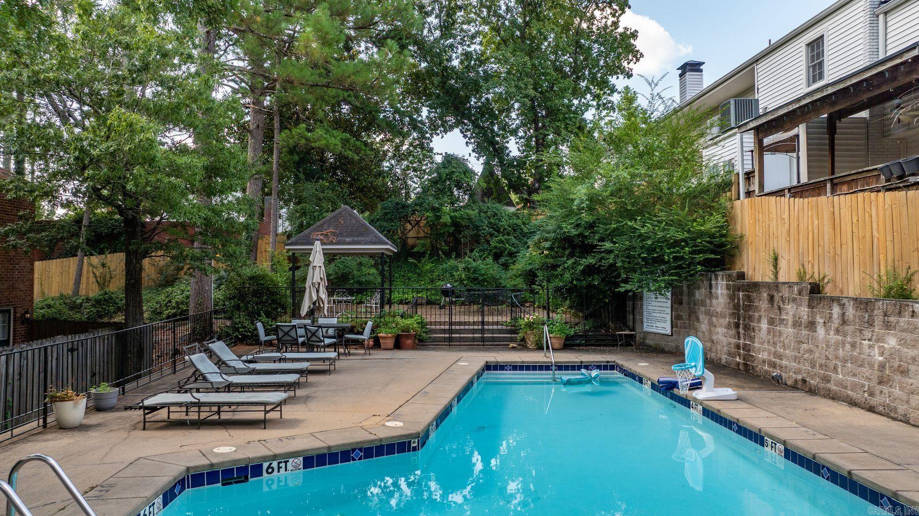 2805 Foxcroft Road Unit: 204