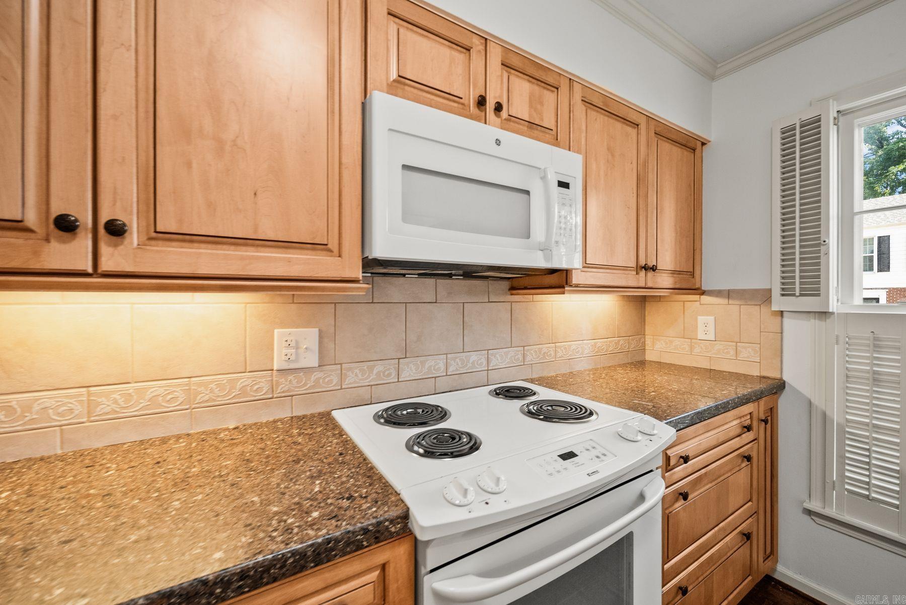 2805 Foxcroft Road Unit: 204