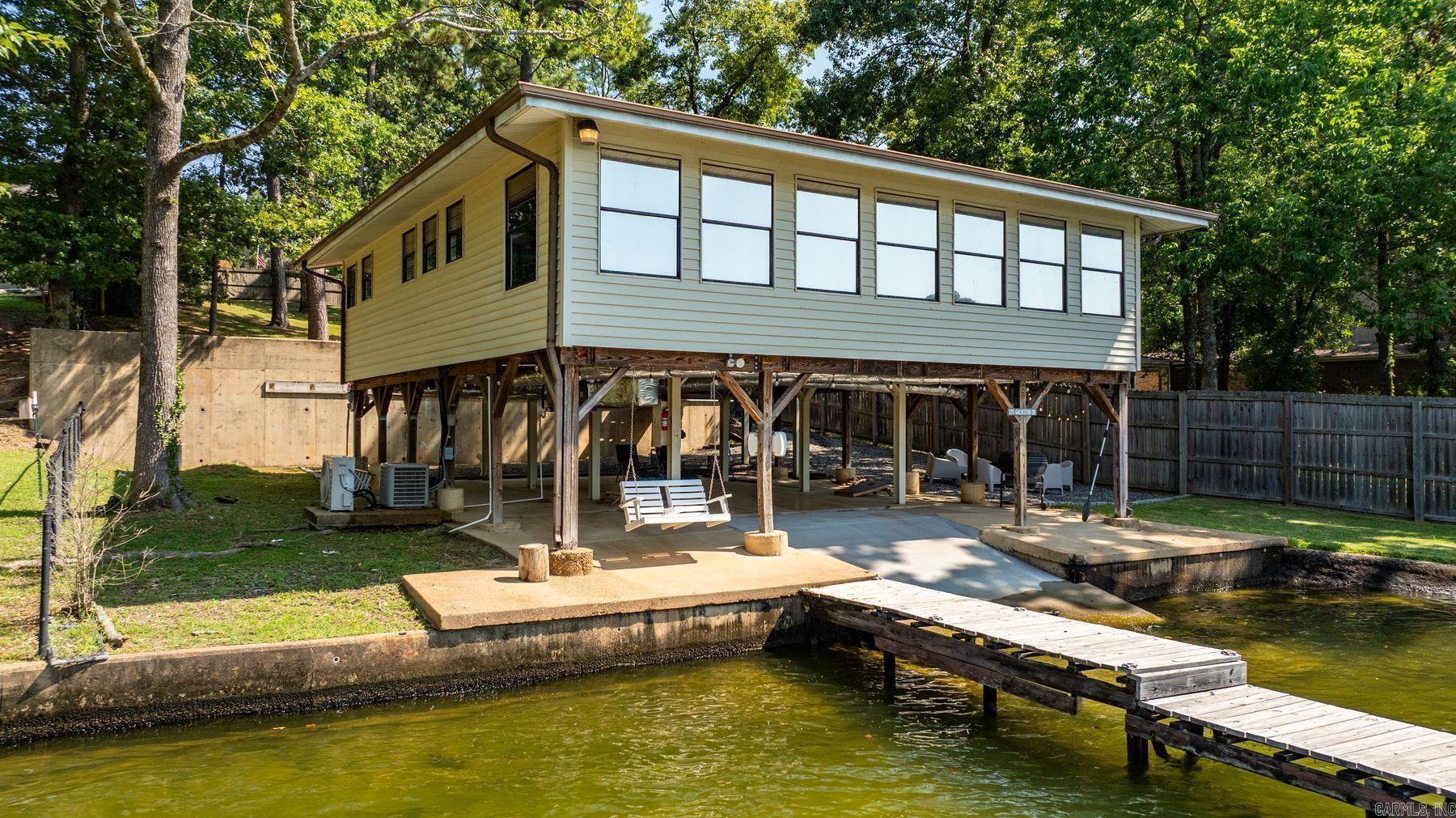 325 Galveston Rd Drive