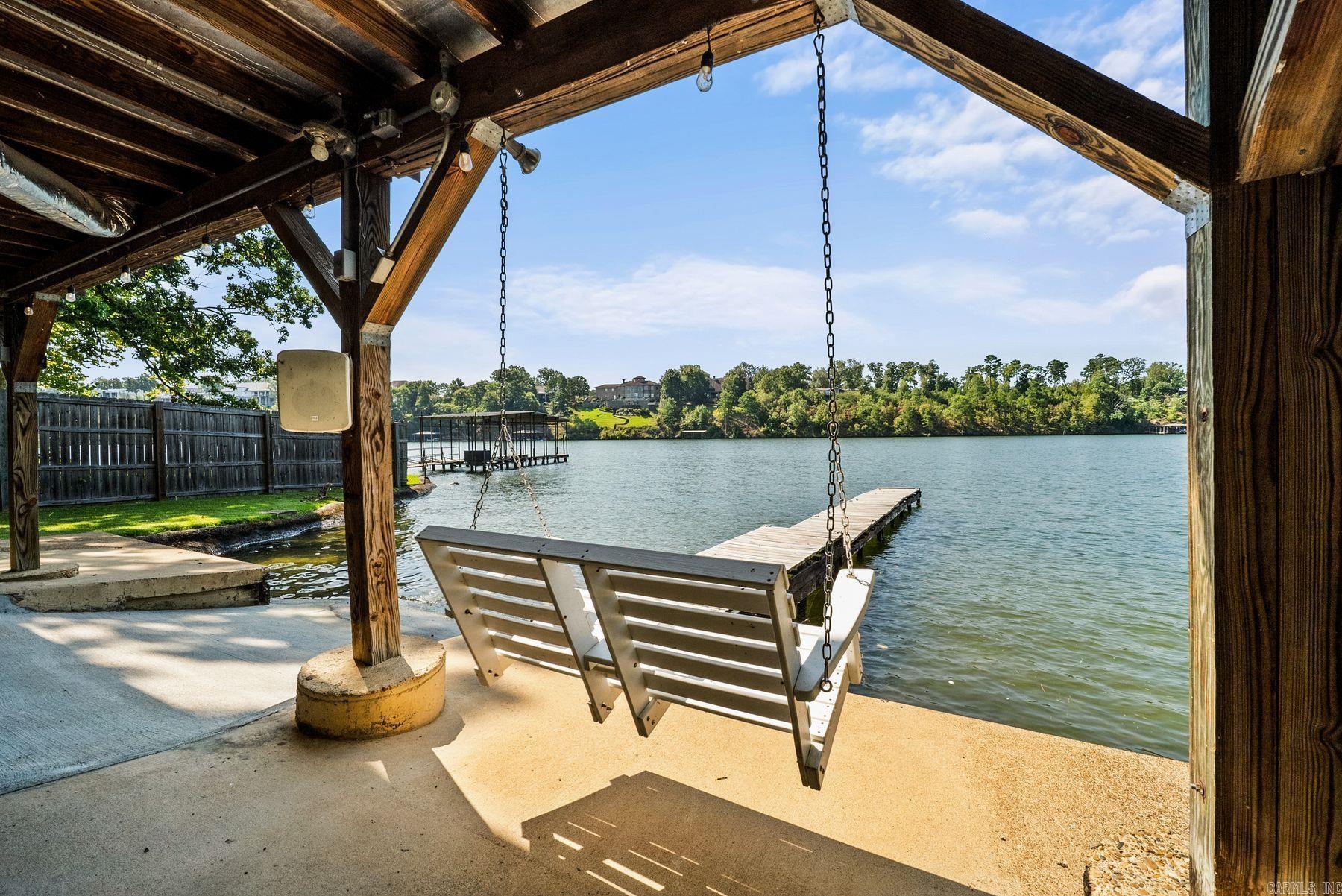 325 Galveston Rd Drive