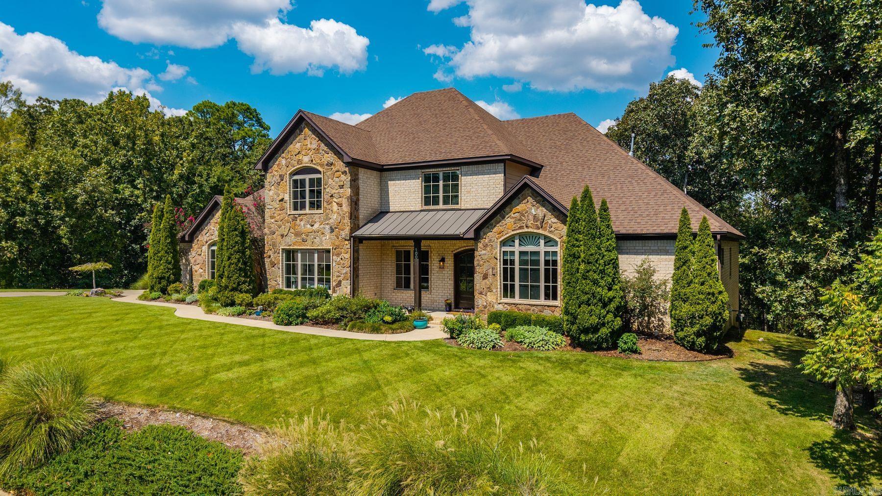 100 Eagle Pass Cove