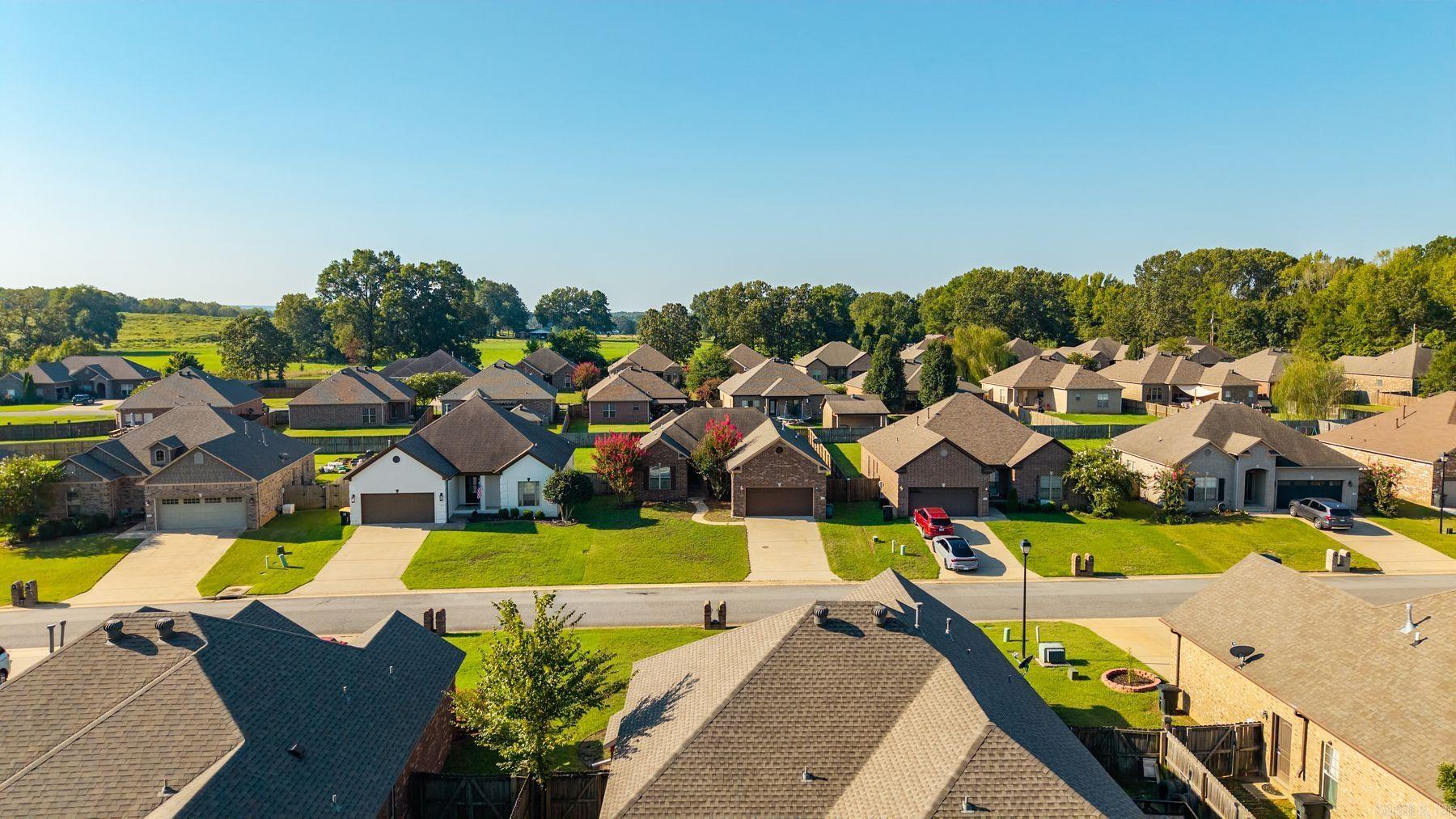14 Oak Tree Circle