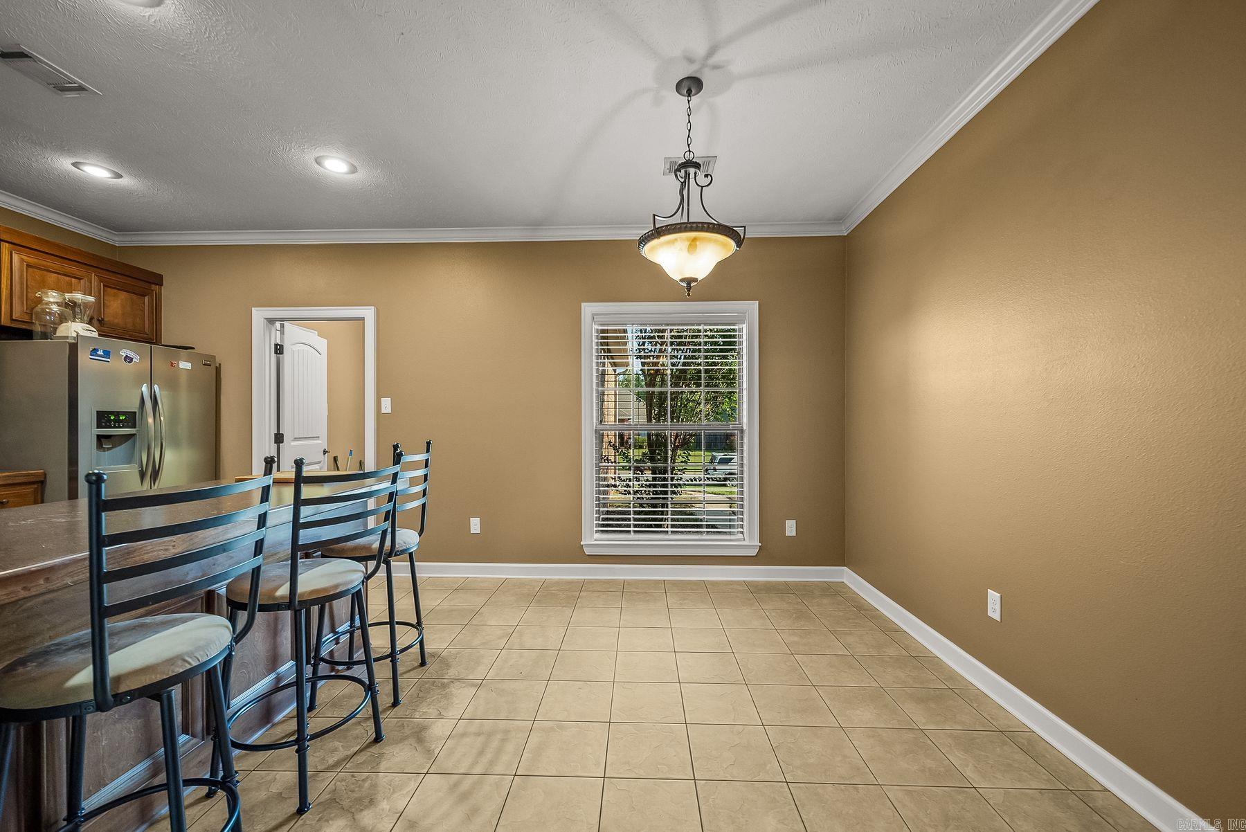 14 Oak Tree Circle