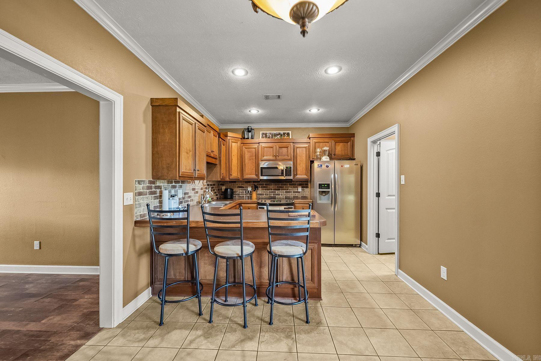 14 Oak Tree Circle