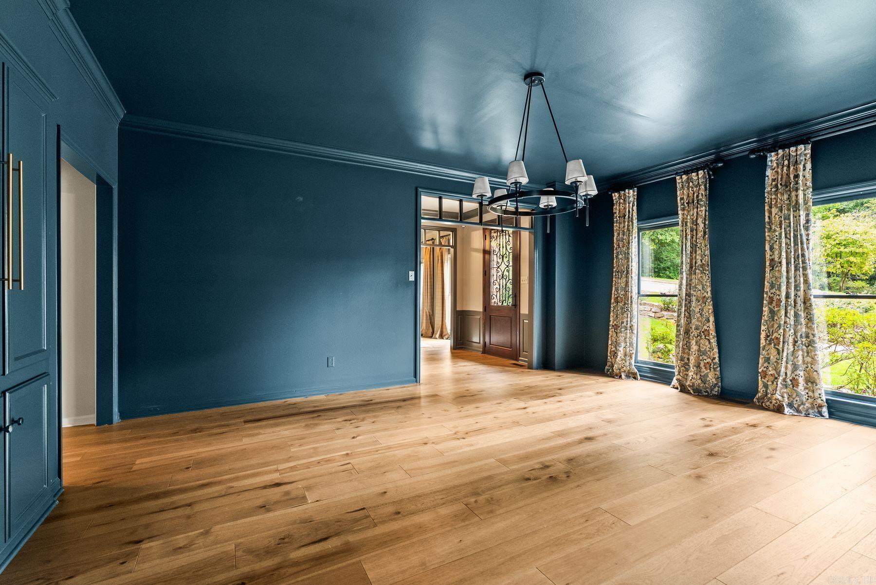 5 Ridgeview Court