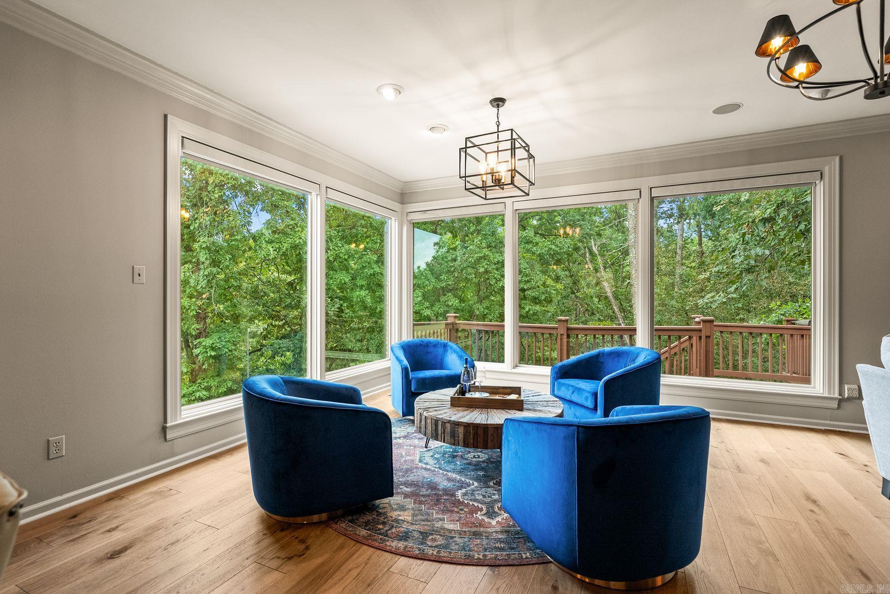5 Ridgeview Court