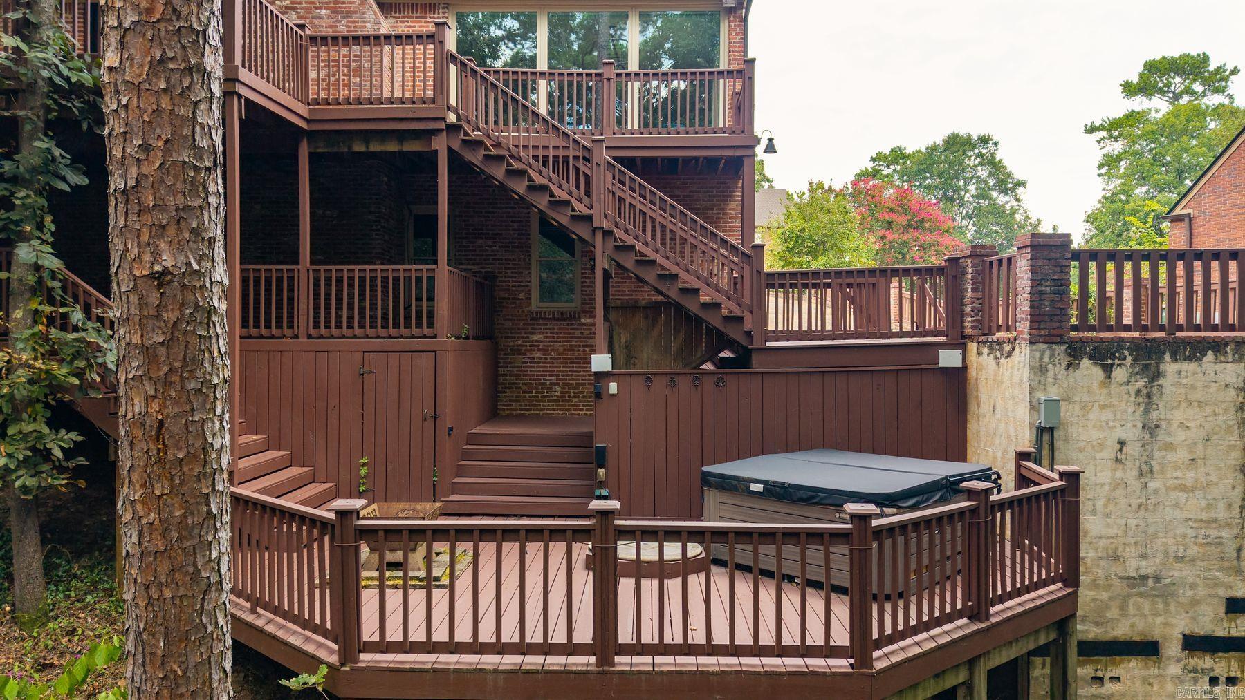 5 Ridgeview Court