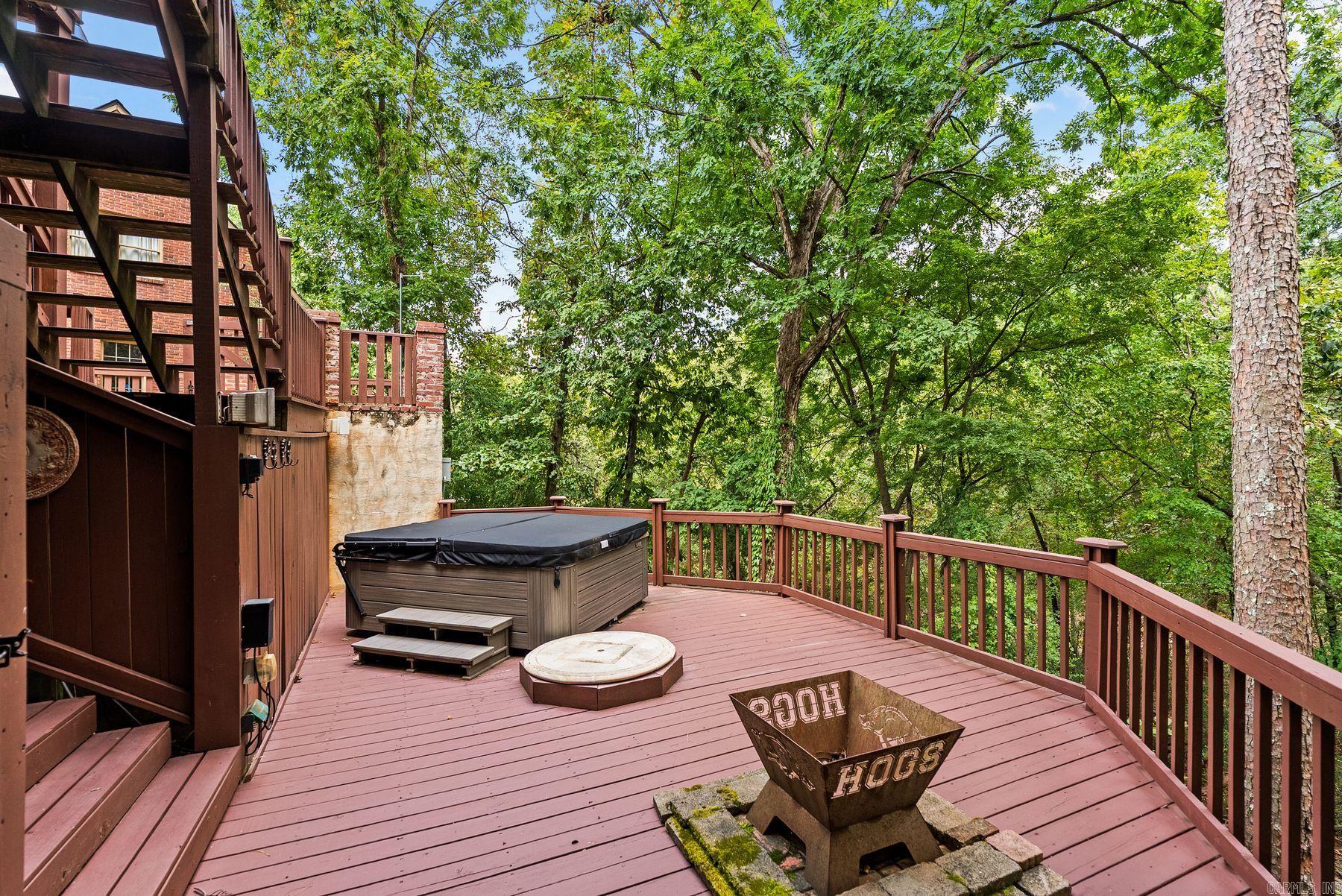 5 Ridgeview Court