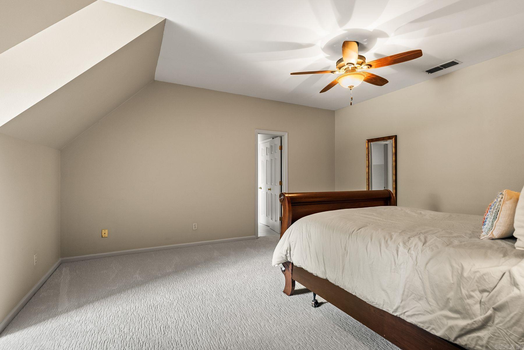 5 Ridgeview Court