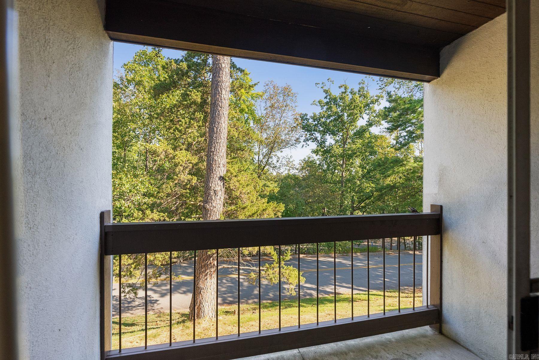 301 Kings Row #103 Drive