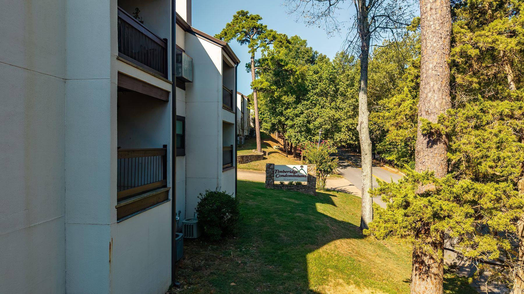 301 Kings Row #103 Drive