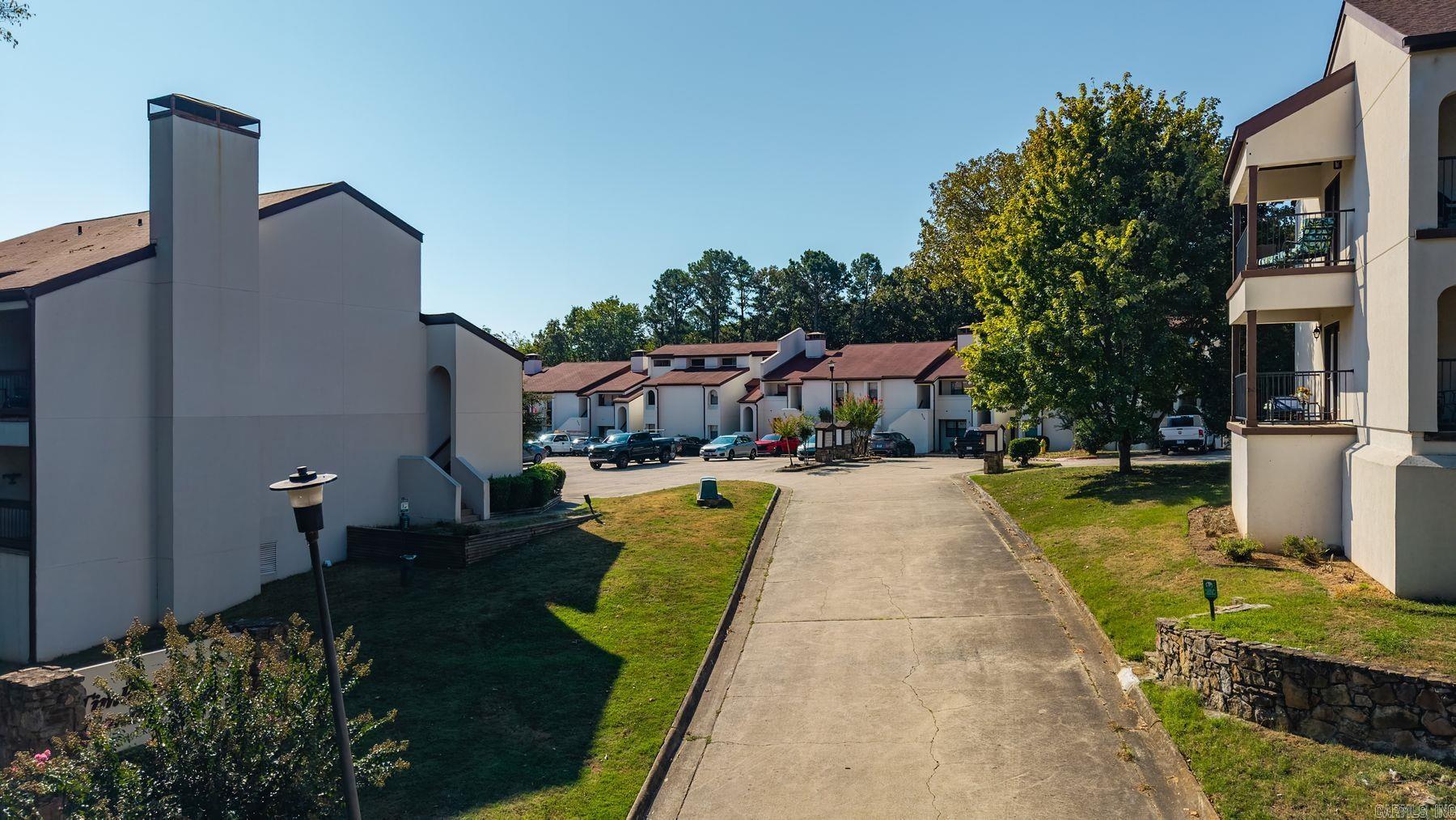 301 Kings Row #103 Drive