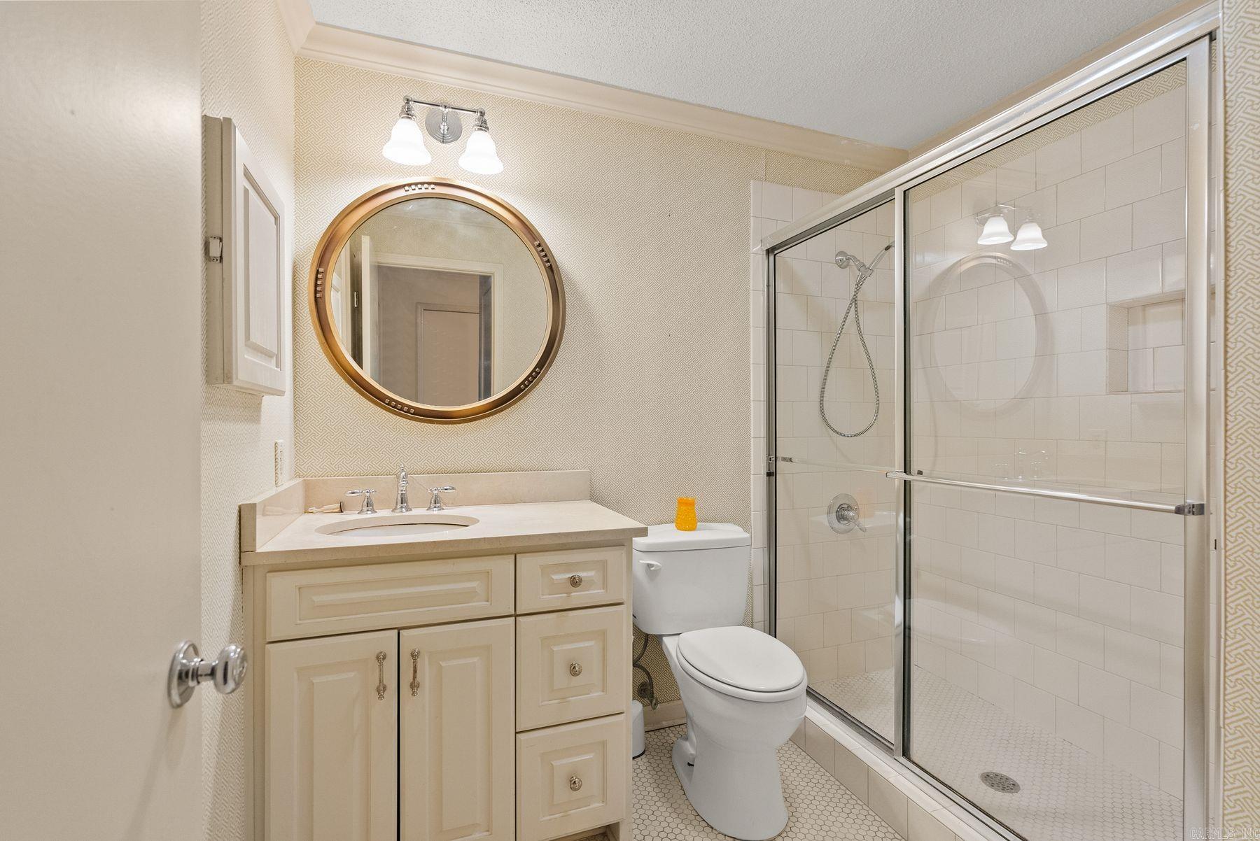 301 Kings Row #103 Drive