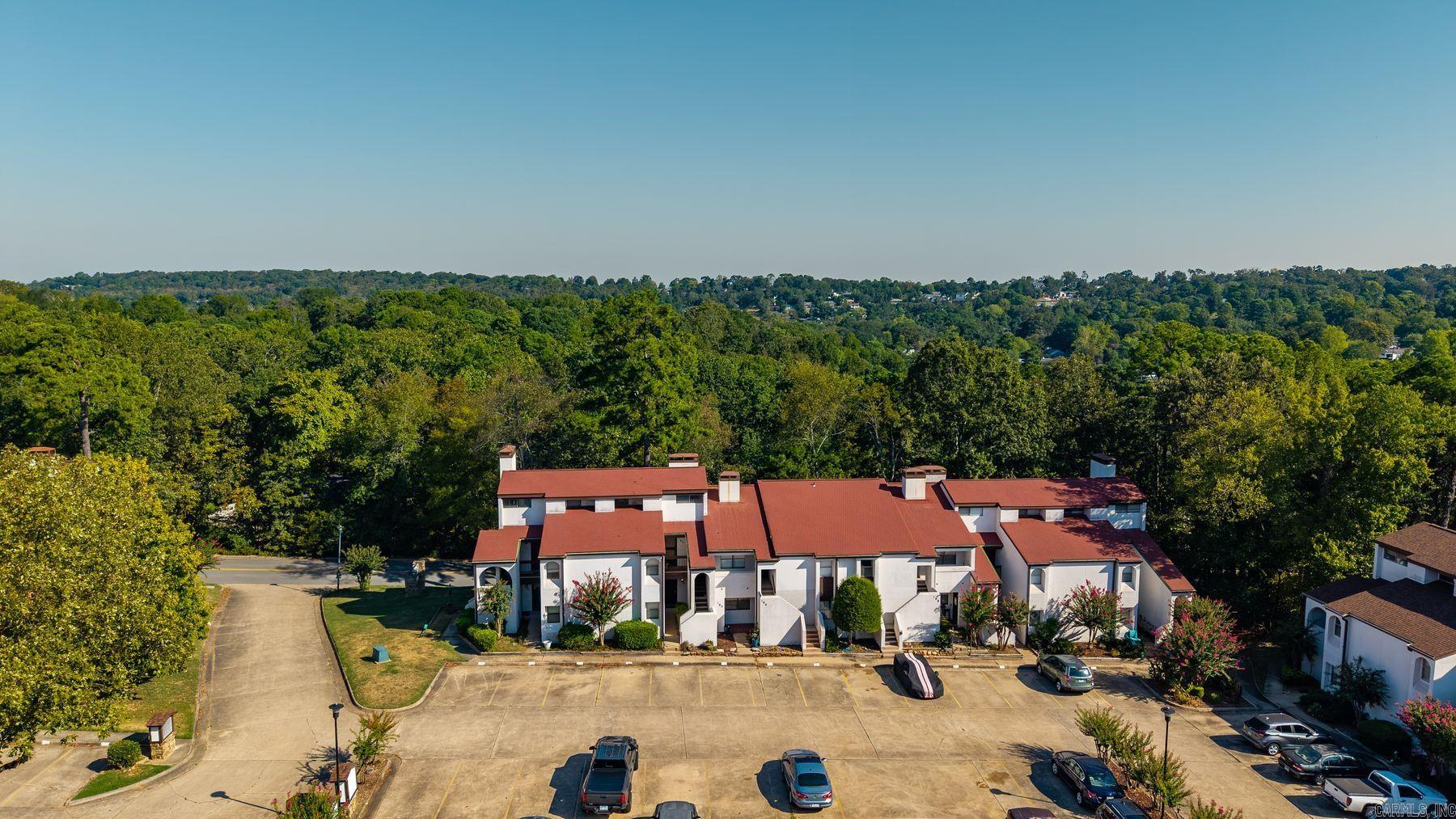 301 Kings Row #103 Drive