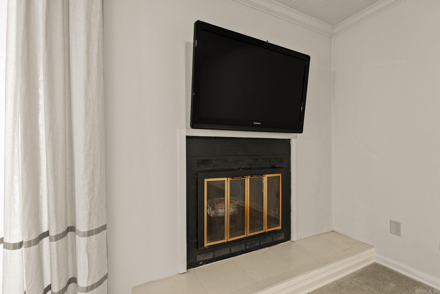 301 Kings Row #103 Drive