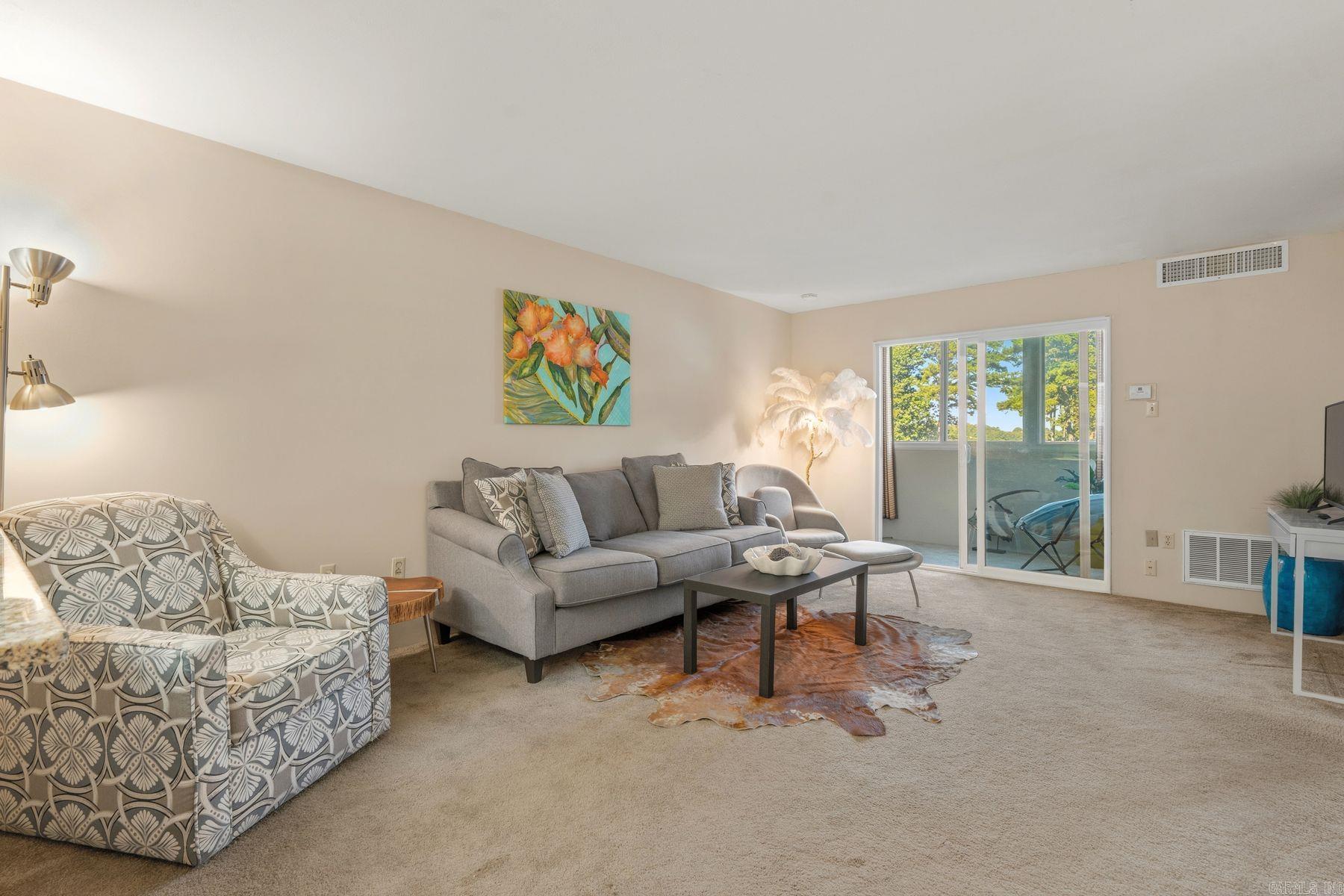 740 Weston Rd