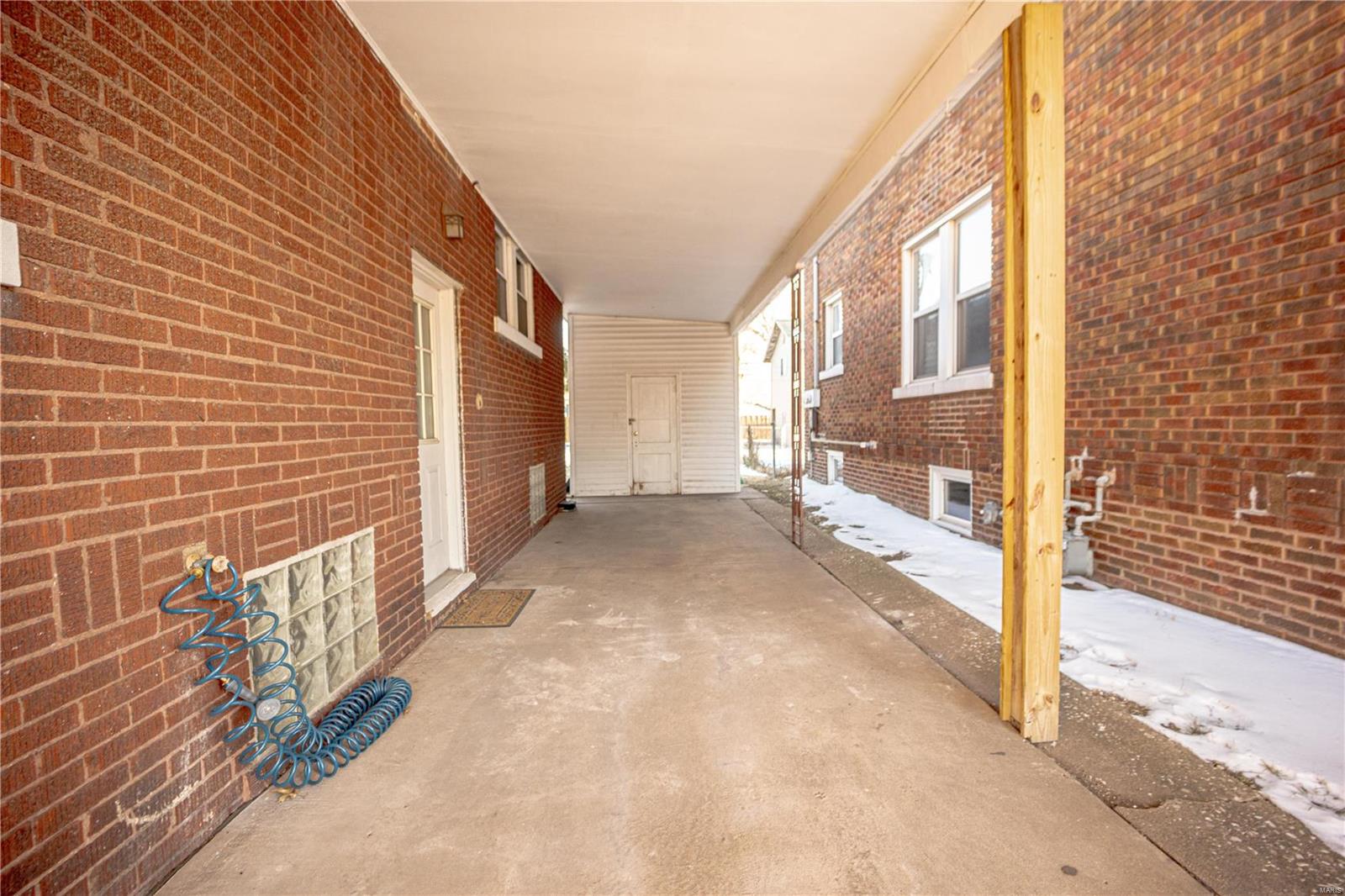 2722 Iowa Street