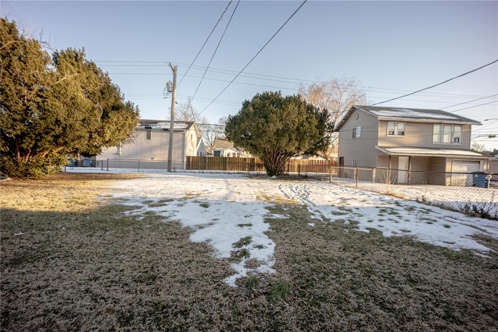 2722 Iowa Street