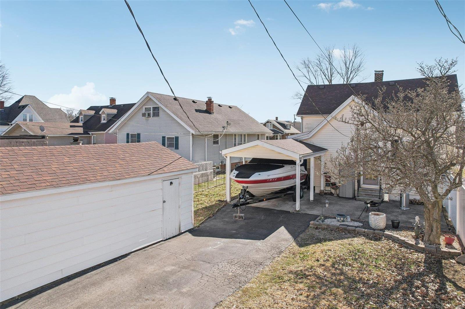 407 Brown Avenue
