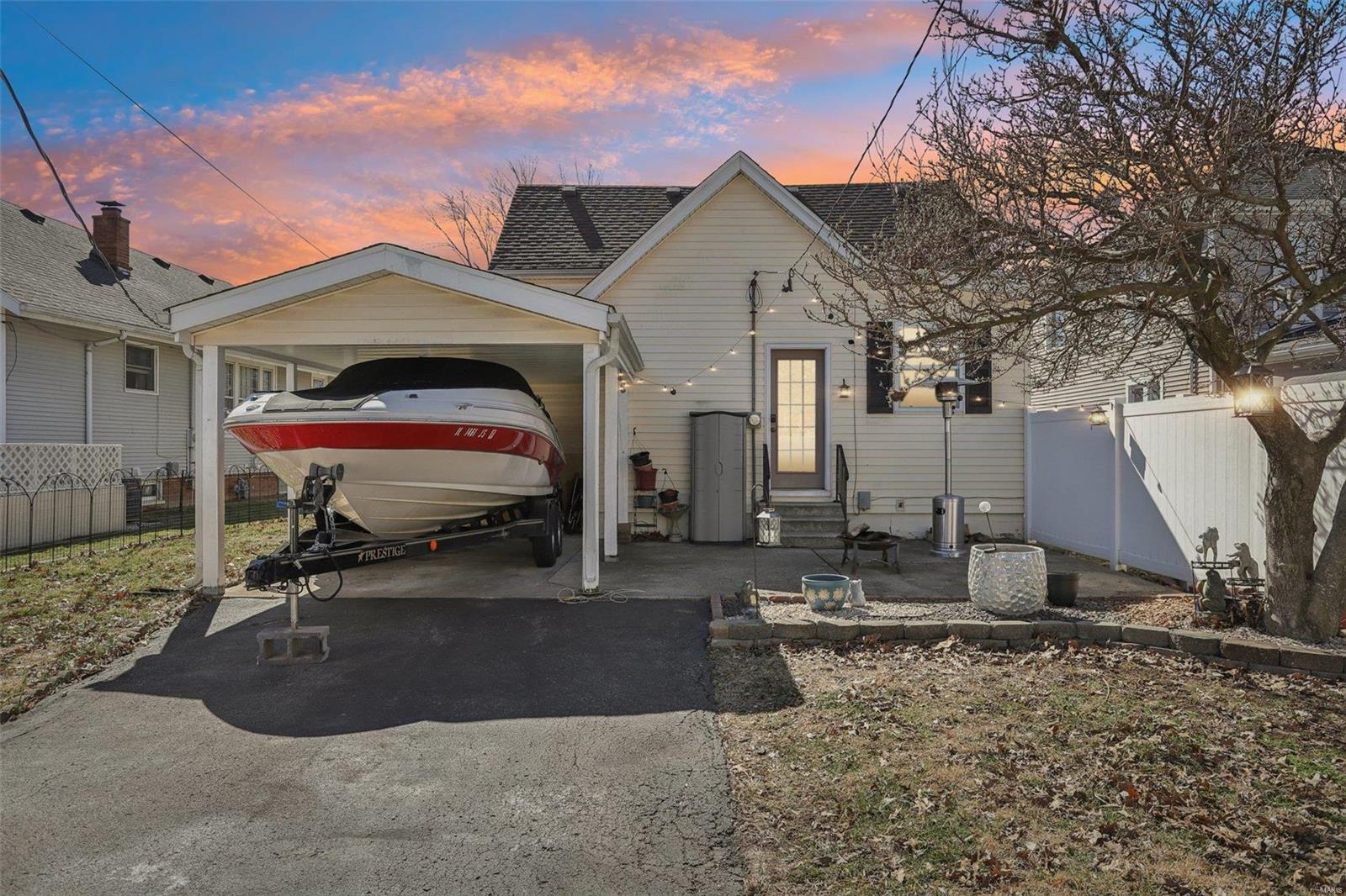 407 Brown Avenue